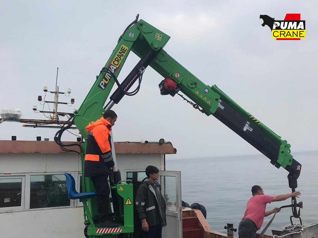 Puma Fishing Vessel Crane