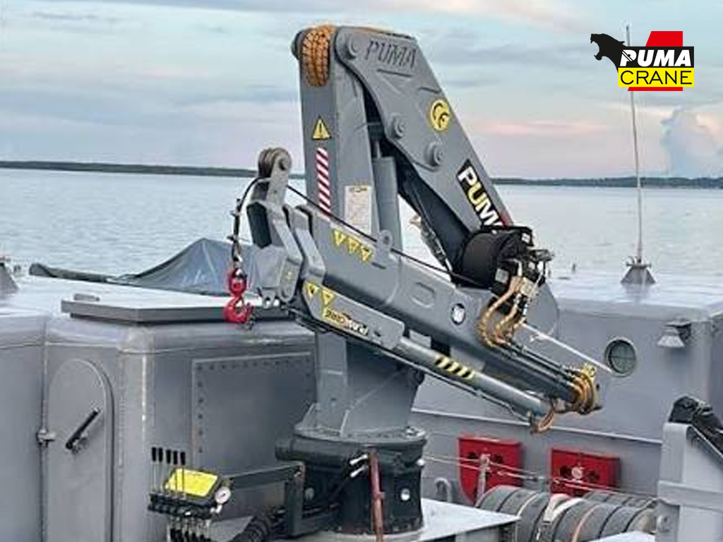 Knuckle Boom Crane 2