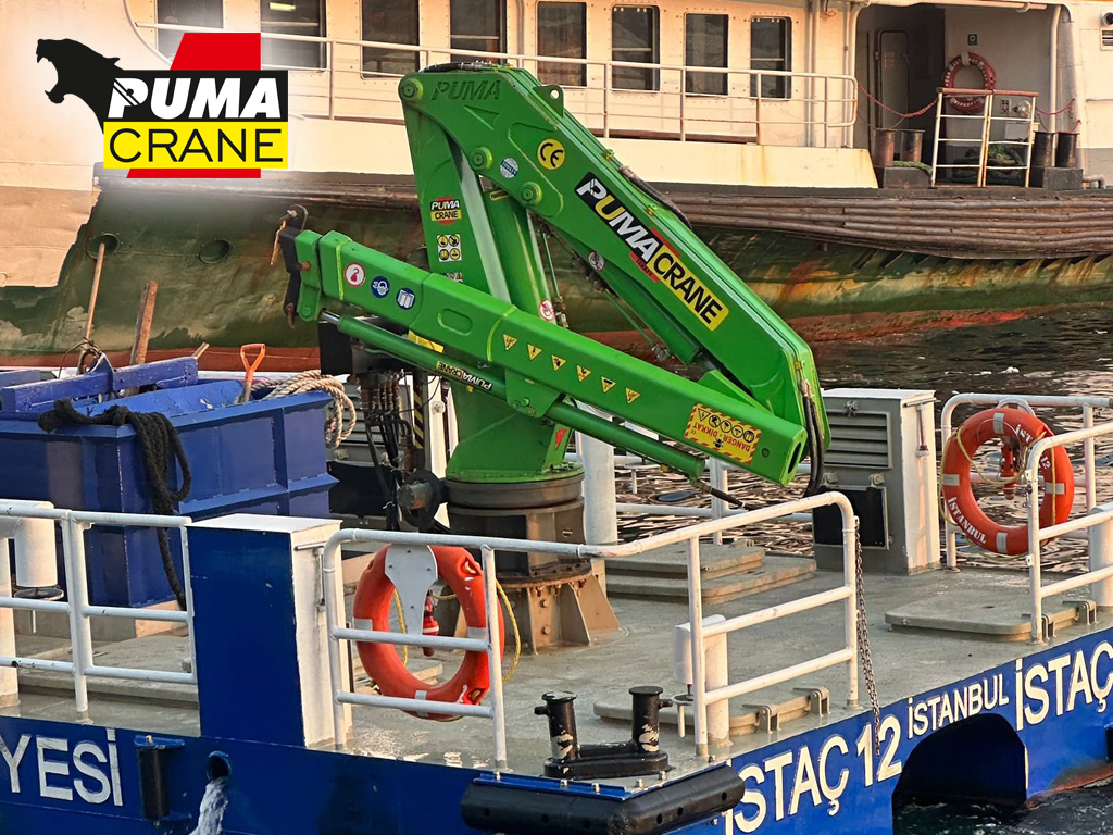 Puma marine crane manufacturing and installation