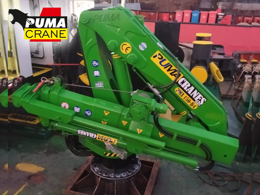 Puma marine crane manufacturing and installation